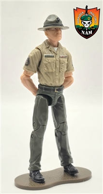 MTF Vietnam War- Deluxe US MARINE CORPS DRILL INSTRUCTOR with Gear - 1:18 Scale Marauder Task Force Action Figure